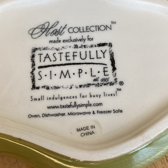 Tastefully Simple Spoon Rest from the host collection. - Picture 2 of 2